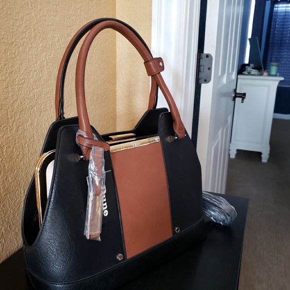 Handbag - Picture 2 of 5